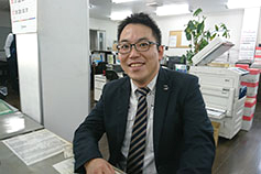 チーフ 眞田隆司